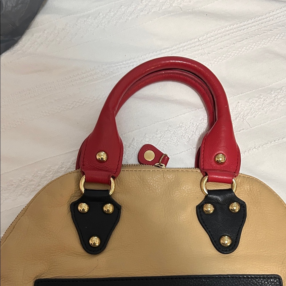 Emma Fox Stylish Tan and Red Handbag crossbody - Picture 3 of 7
